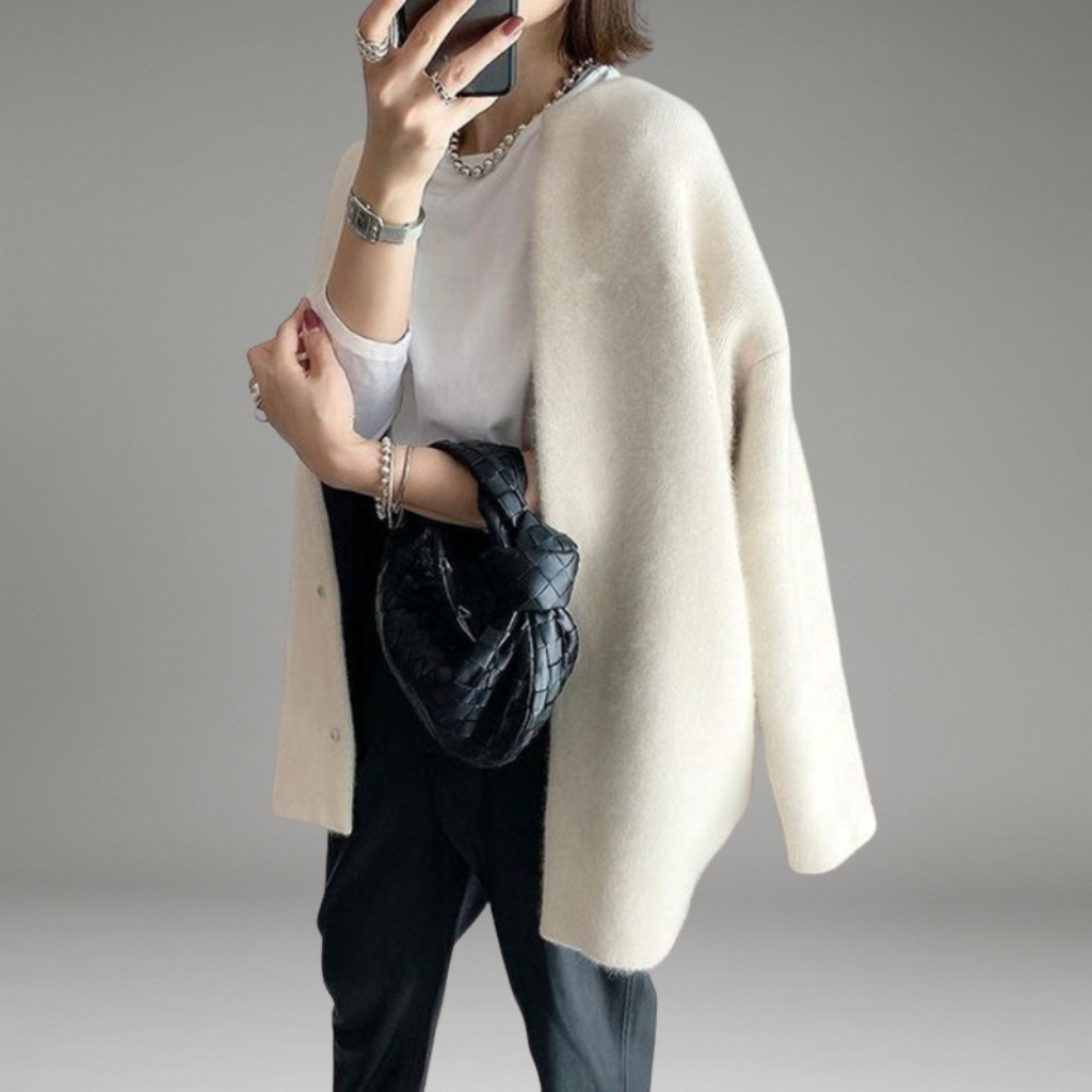 Women’s Knit Cardigan with Button Front and Side Pockets