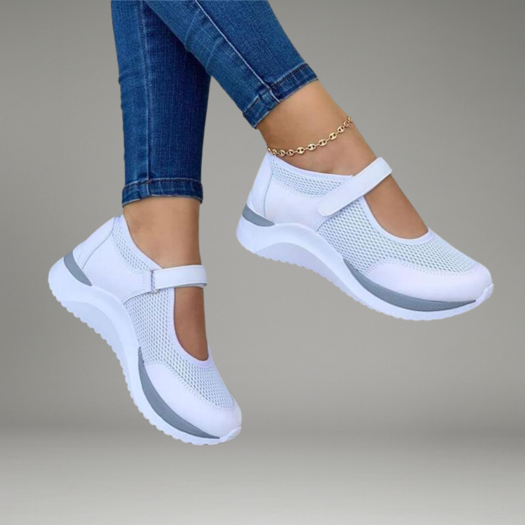 Women’s Sneakers with Lace-Up Closure and Thick Outsole