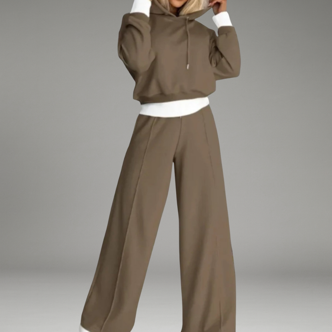 Women’s Two-Piece Tracksuit with Drawstring Hood and Wide-Leg Pants