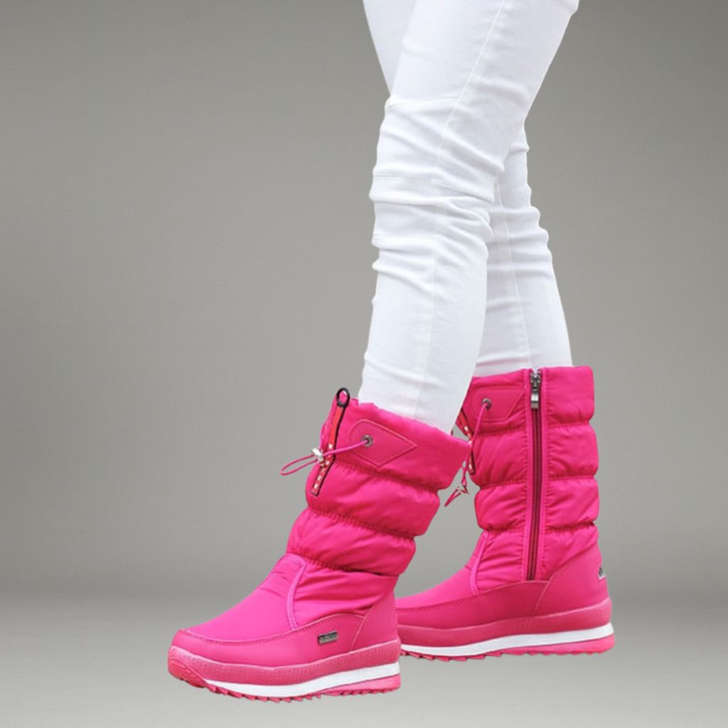 Women’s Winter Boots with Drawstring Closure and Patterned Sole